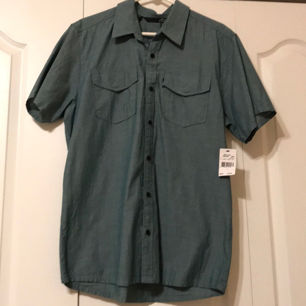 Men's teal shirt